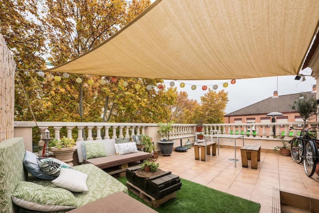 Atico Con Terraza Y Chimenea Junto A Universidad 阿尔卡拉德荷那利斯 外观 照片