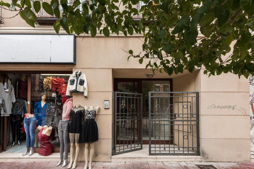 Atico Con Terraza Y Chimenea Junto A Universidad 阿尔卡拉德荷那利斯 外观 照片